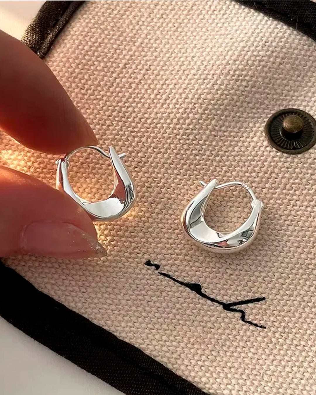 Brincos Mini Argola em Prata 925