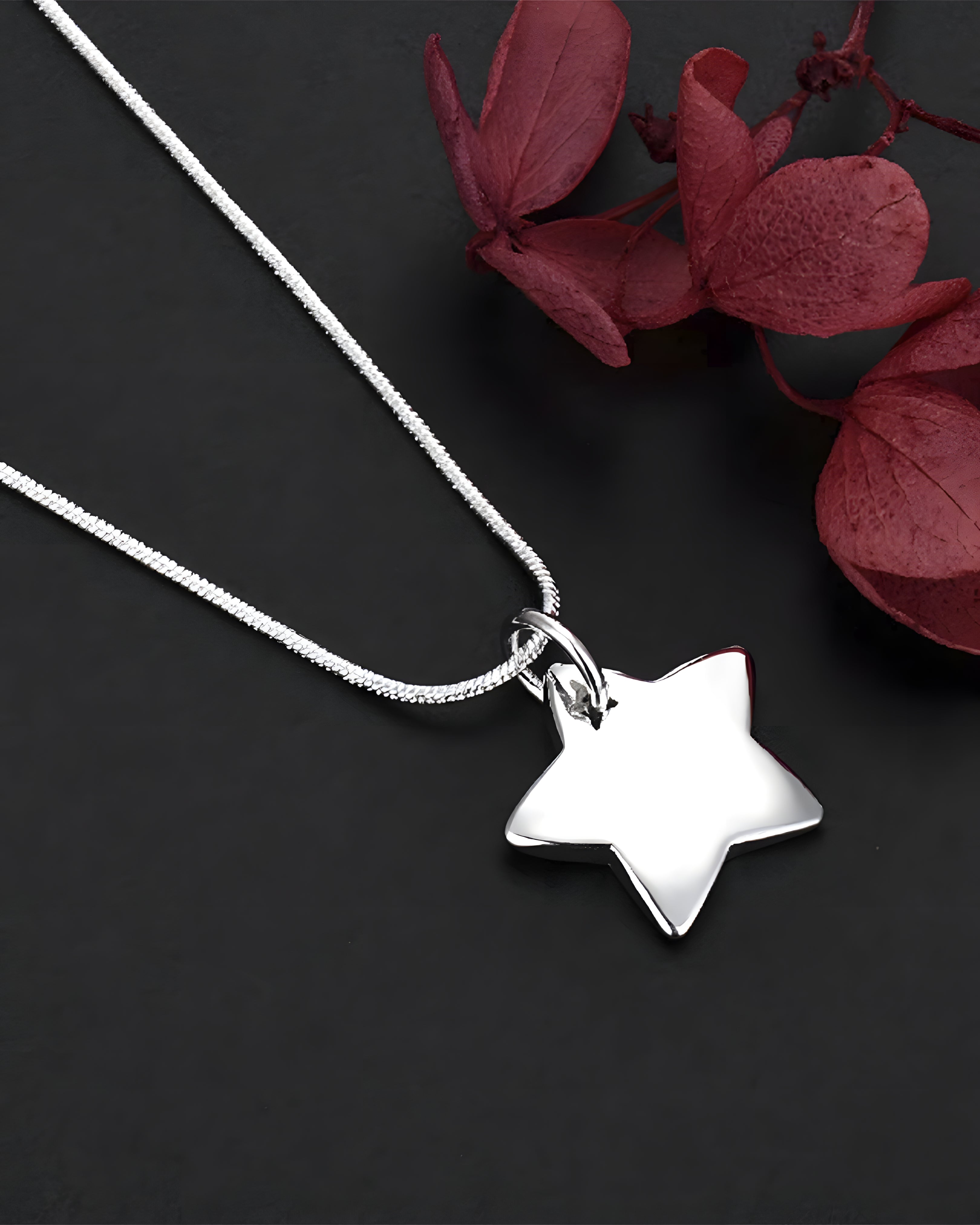 Colar Gaviare Estrelar em Prata 925