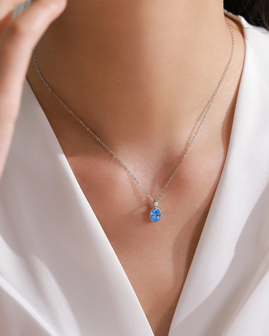 Colar Gaviare Aqua Celestial Oval
